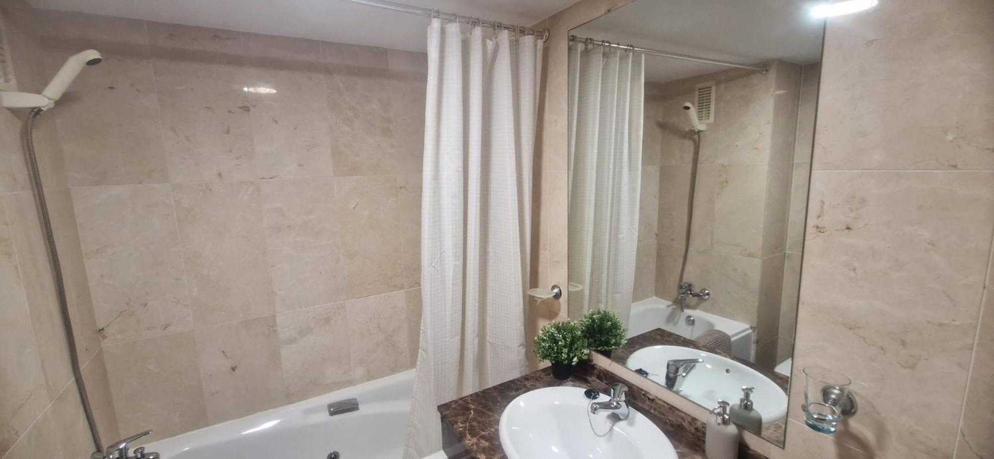 Aleda Puerto Playa - Parking Y Piscina Gratis * Málaga