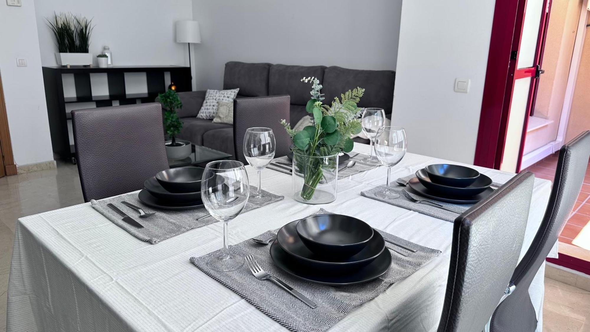 Aleda Puerto Playa - Parking Y Piscina Gratis Apartment Málaga